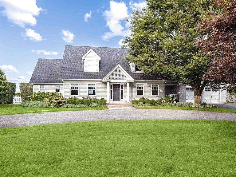124 Blank Ln — Photo 2
