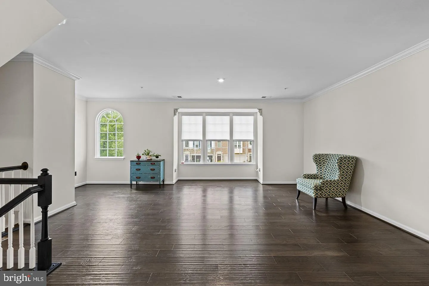 3 bed, 2.5 bath, 2128 sqft, $3,150 — Photo 4