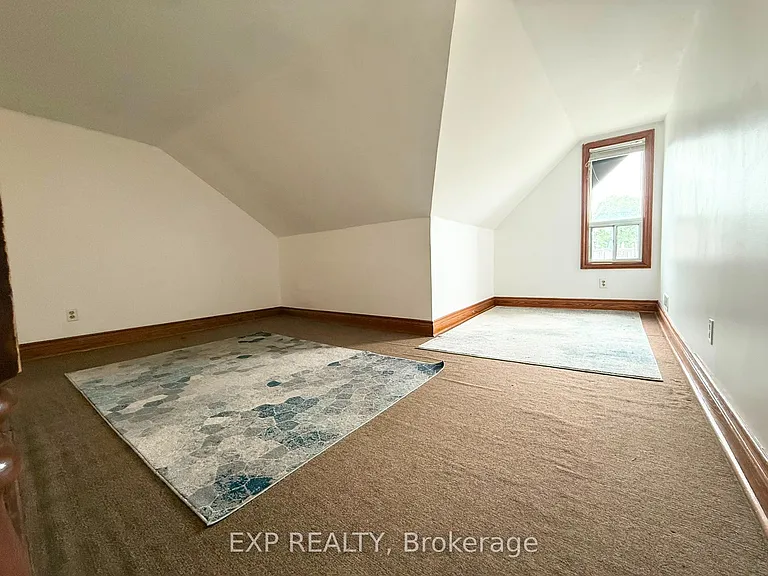 759 Gerrard St E #2 — Photo 9