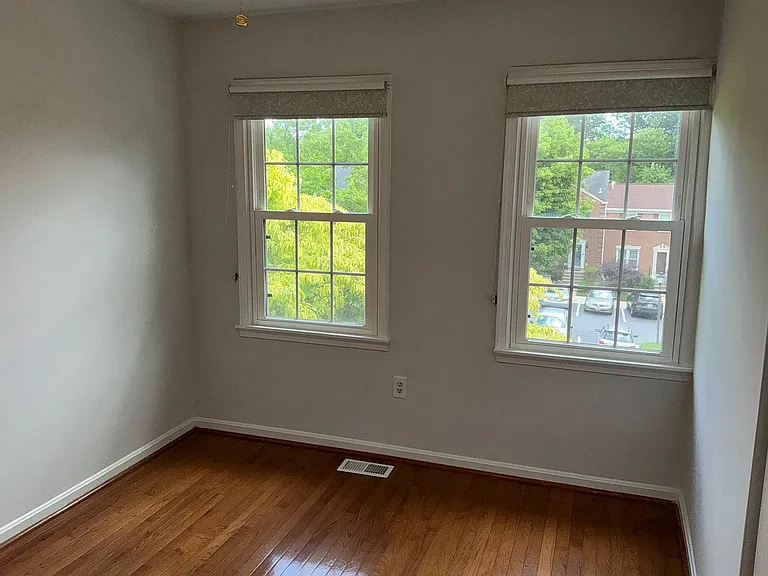14216 Catamount Ct — Photo 16