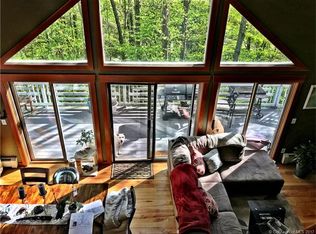 267 Skinner Ln, Hebron, CT 06248