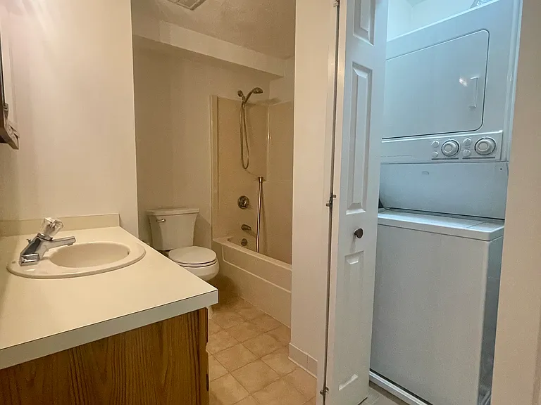 39 Parlin St #404 — Photo 17