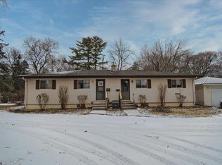421A-421B Falcon Cir, Madison, WI 53716