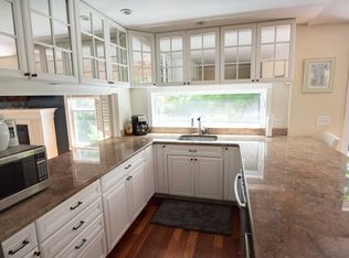 31 Prospect St, Marlboro, NY 12542