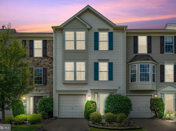 102 Jene Ct, North Wales, PA 19454