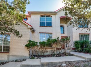 9918 Alms Park Dr, San Antonio, TX 78250