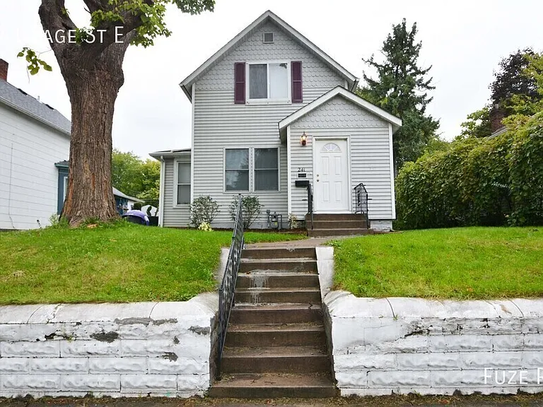 241 Page St E — Photo 25
