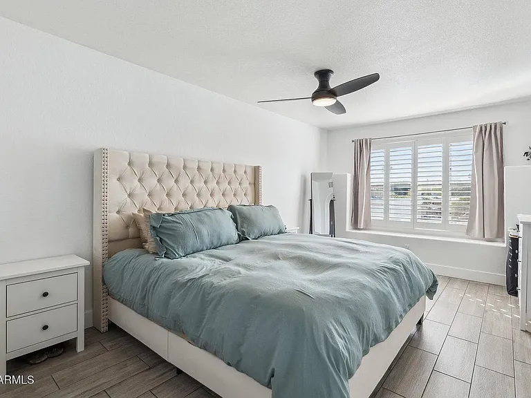 1025 E Highland Ave #6 — Photo 8