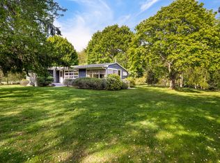 33B S Midway Rd, Shelter Island, NY 11964
