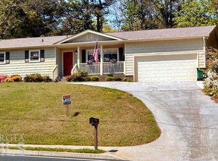 1335 Cooper Lake Rd SE, Smyrna, GA 30082