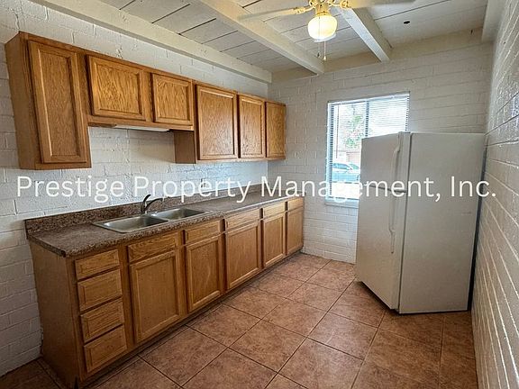 5th image of 2201 E Grant Rd APT 3