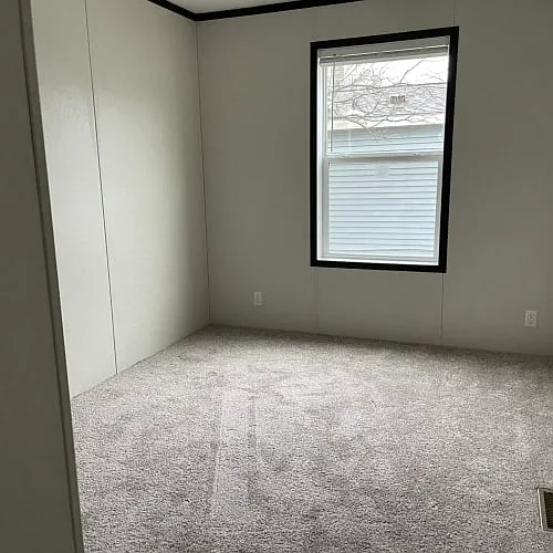 705 Ernest St — Photo 3