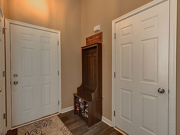 2nd image of 716 Bear Ct
