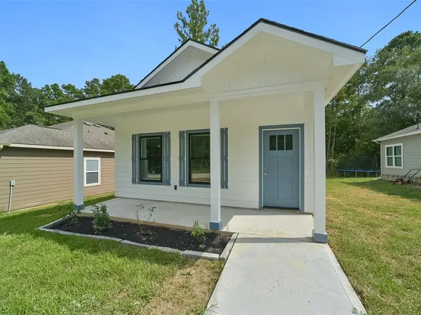20243 Hemlock Lane, Montgomery, TX 77356