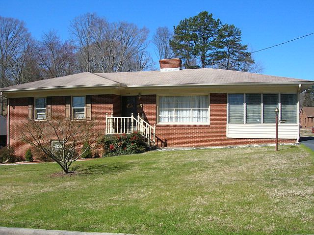 1st image of 204 Dunmore Ave