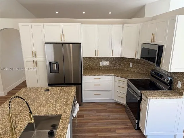 8113 SW 157th Ct — Photo 16