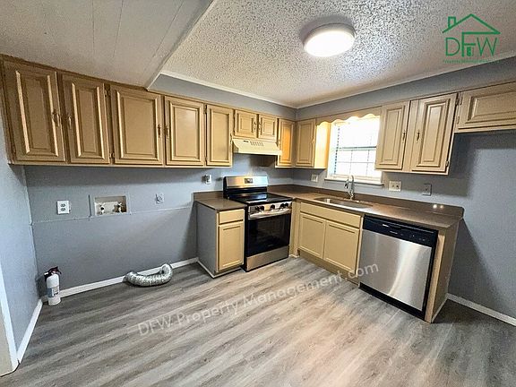 5th image of 1601 Voirin Rd