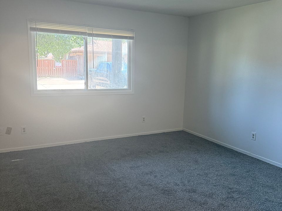 1st image of 501 Woodwind Ct