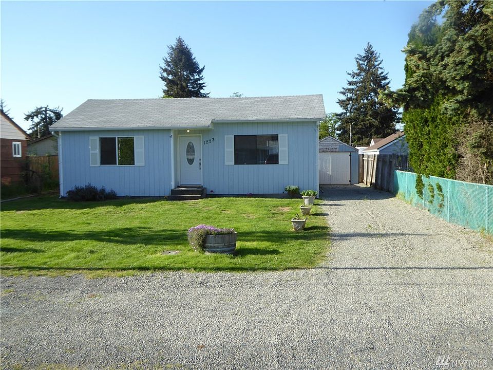 1st image of 1223 120th St S