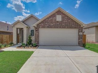 7431 Sunlit Harbor Dr, Cypress, TX 77433