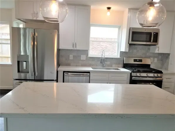 931 W Mierianne St, Houston, TX 77088