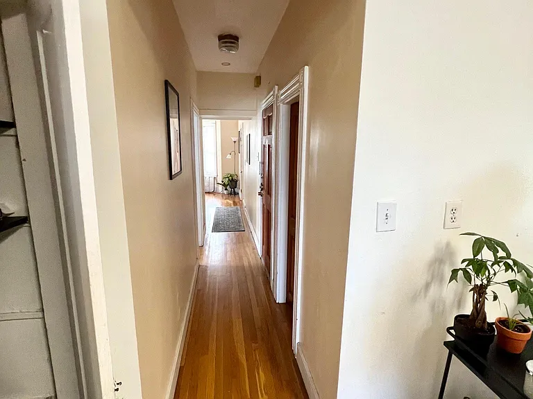 4 Deer St #2 — Photo 7