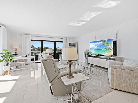 4th image of 3501 S Ocean Boulevard #307