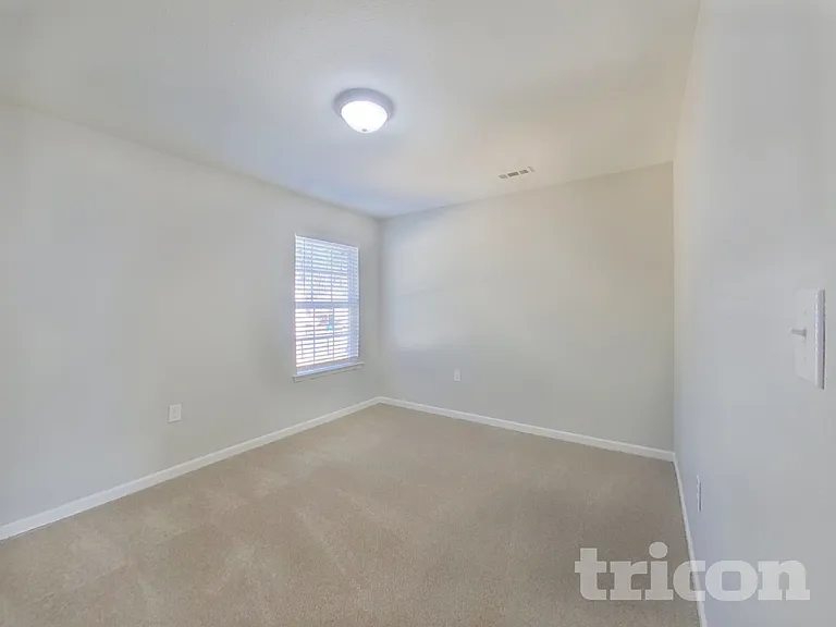 3627 Alexander Forest Dr — Photo 13