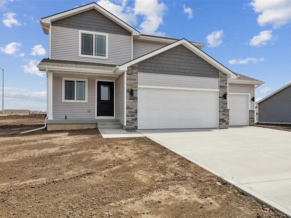 413 Meadow Ave NW, Bondurant, IA 50035