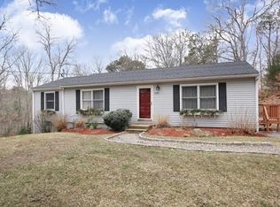 486 Cotuit Rd, Mashpee, MA 02649