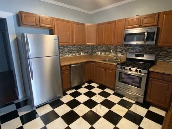 109 Lexington Ave, Syracuse, NY 13210