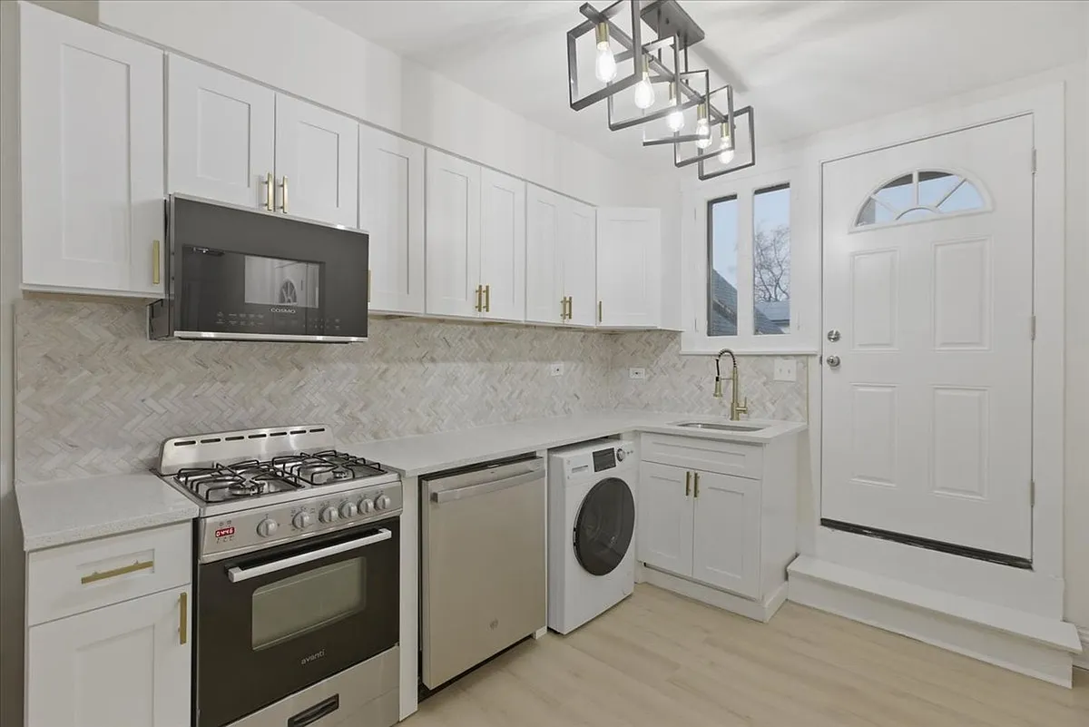 Building Photo - 4003 N Bell Ave #2B