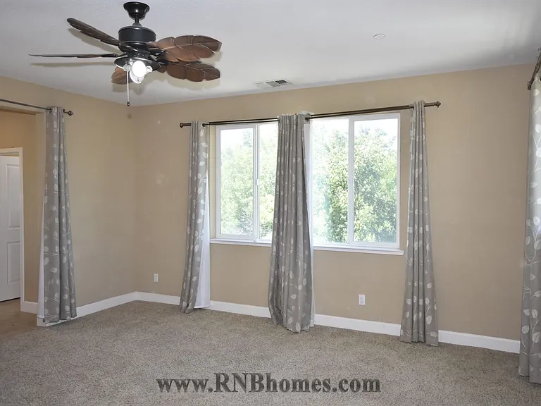 1416 Bicker Cir — Photo 15