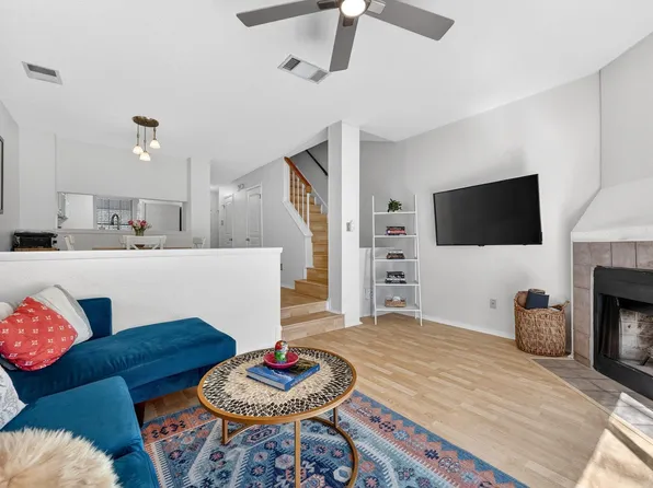 1411 Gracy Farms Ln APT 118, Austin, TX 78758