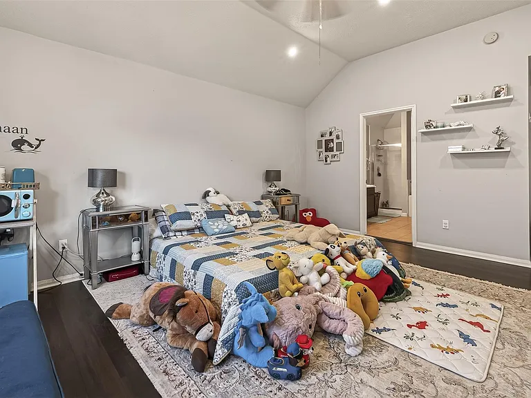 3611 Stacy Park Cir — Photo 31