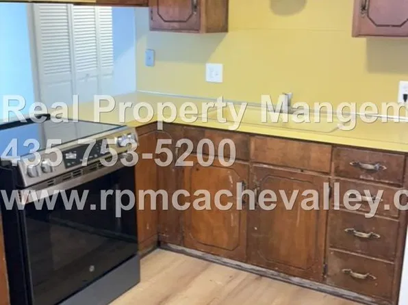 565 Dee Ave, Logan, UT