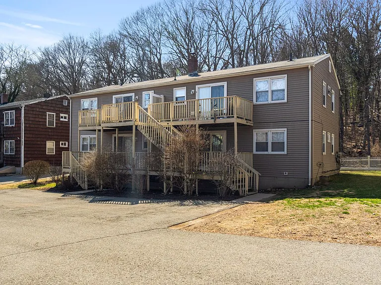 Harbortree Apartments — Photo 13