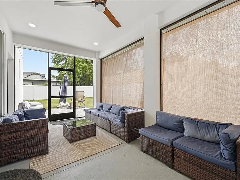 2075 Jewell Ave — Photo 38