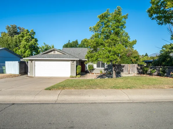 1639 Whistling Dr, Redding, CA 96003