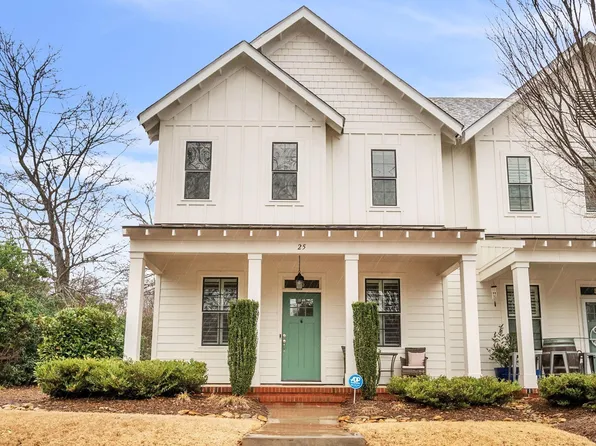 25 Center St, Travelers Rest, SC 29690