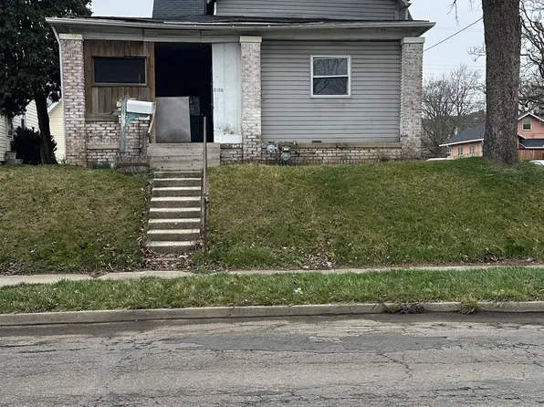 2105 S Walnut St, Muncie, IN 47302