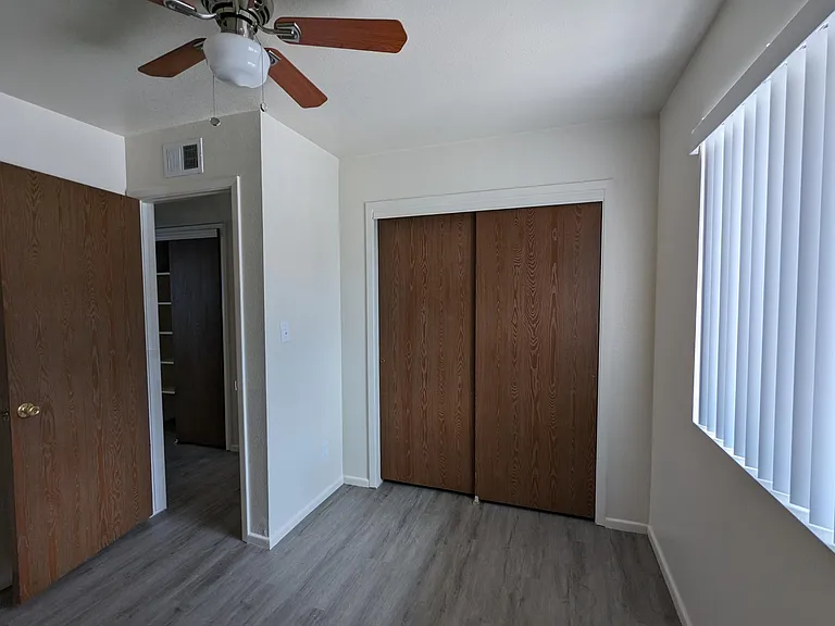 2059 N Winterhaven #101 — Photo 40