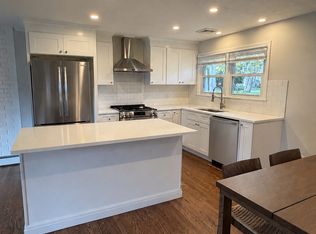 305 Reservoir Ave, Lincoln, RI 02865