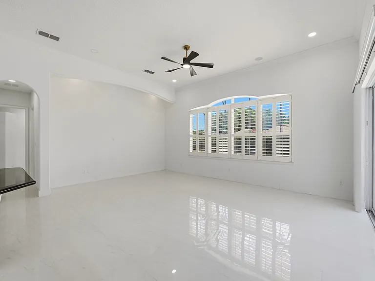 5224 Vistamere Ct — Photo 27