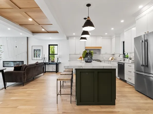 319 Summer St, Somerville, MA 02144