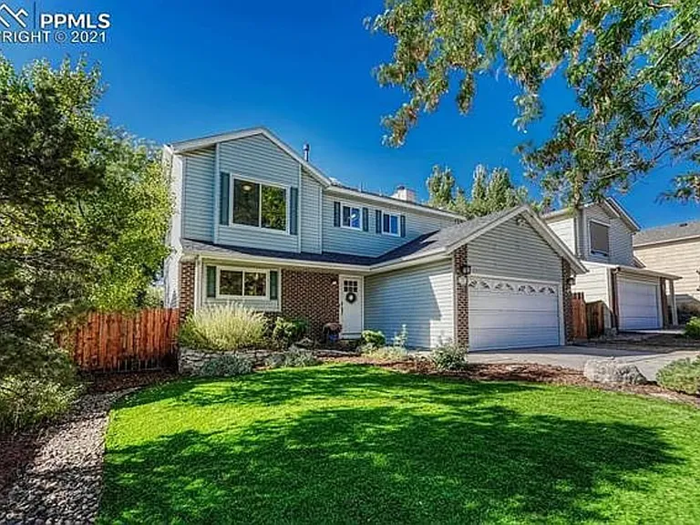 Churchwood Cir — Photo 2