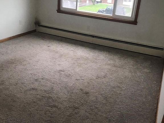 4th image of 2025 Abbott Rd APT 4