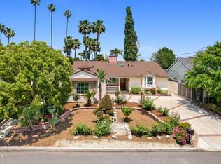 10857 Willowcrest Pl, Studio City, CA 91604