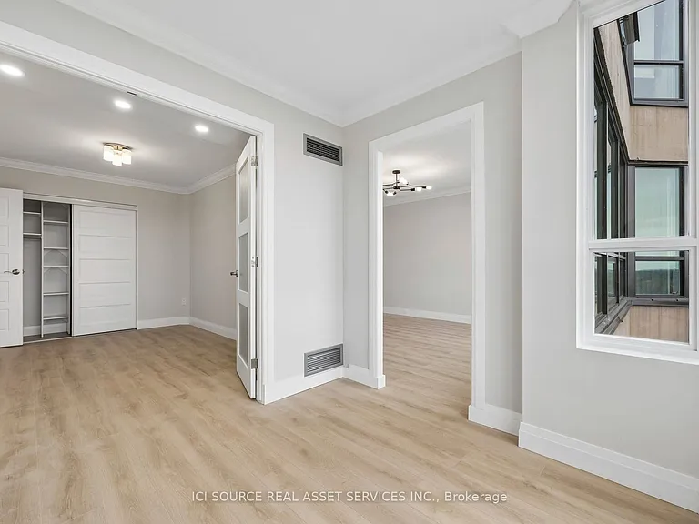 7601 Bathurst St #1003 — Photo 20