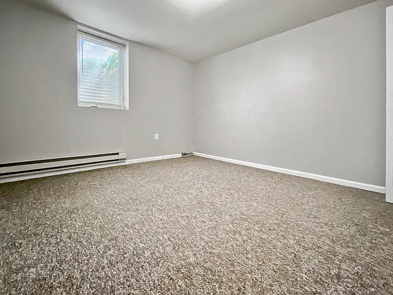 408 Hamline St — Photo 13